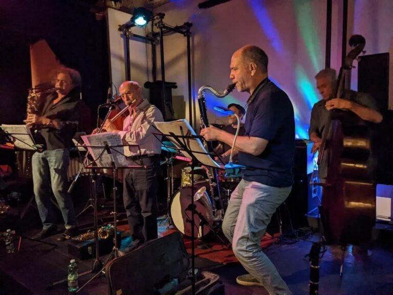 ROOTS MAGIC Sextet Live + Hugo Sanchez dj set