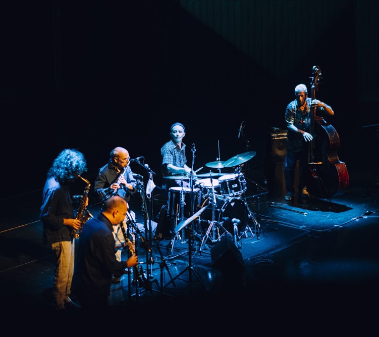 ROOTS MAGIC Live + Les Cacahuètes From Mars dj set